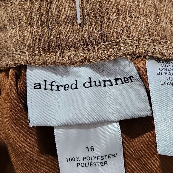Alfred Dunner Dress Pants Size 16 Classic Fit Elastic Waist Brown Color - Picture 16 of 16